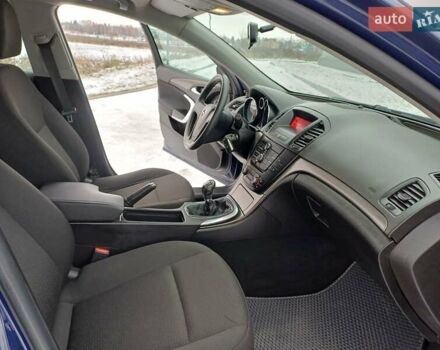 Синий Опель Инсигния, объемом двигателя 2 л и пробегом 270 тыс. км за 5950 $, фото 36 на Automoto.ua