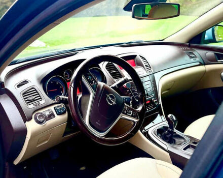 Синий Опель Инсигния, объемом двигателя 2 л и пробегом 260 тыс. км за 6800 $, фото 6 на Automoto.ua