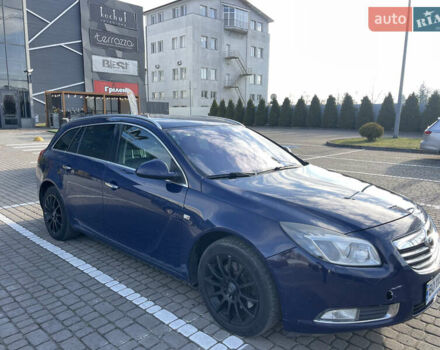 Синий Опель Инсигния, объемом двигателя 1.96 л и пробегом 265 тыс. км за 6600 $, фото 2 на Automoto.ua