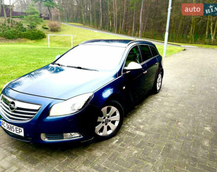 Синий Опель Инсигния, объемом двигателя 2 л и пробегом 260 тыс. км за 6800 $, фото 2 на Automoto.ua