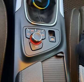 Синий Опель Инсигния, объемом двигателя 1.96 л и пробегом 311 тыс. км за 6700 $, фото 11 на Automoto.ua