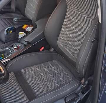 Синий Опель Инсигния, объемом двигателя 1.96 л и пробегом 311 тыс. км за 6700 $, фото 12 на Automoto.ua