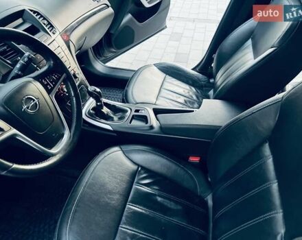 Синий Опель Инсигния, объемом двигателя 1.6 л и пробегом 203 тыс. км за 5999 $, фото 20 на Automoto.ua
