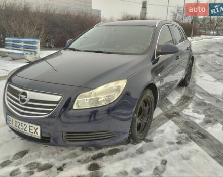 Синий Опель Инсигния, объемом двигателя 1.96 л и пробегом 250 тыс. км за 6500 $, фото 2 на Automoto.ua