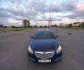 Синий Опель Инсигния, объемом двигателя 1.96 л и пробегом 324 тыс. км за 4999 $, фото 2 на Automoto.ua