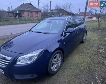 Синий Опель Инсигния, объемом двигателя 1.96 л и пробегом 298 тыс. км за 5999 $, фото 4 на Automoto.ua