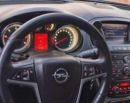 Синий Опель Инсигния, объемом двигателя 1.96 л и пробегом 311 тыс. км за 6700 $, фото 8 на Automoto.ua