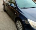 Синій Опель Інсігнія, об'ємом двигуна 2 л та пробігом 300 тис. км за 6000 $, фото 1 на Automoto.ua