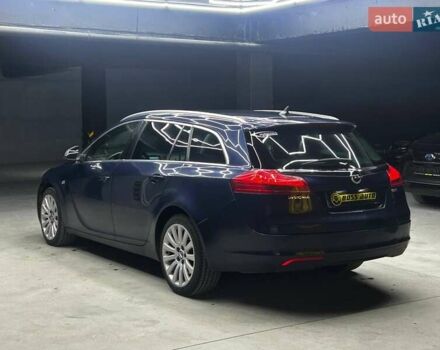 Синий Опель Инсигния, объемом двигателя 2 л и пробегом 211 тыс. км за 8800 $, фото 3 на Automoto.ua