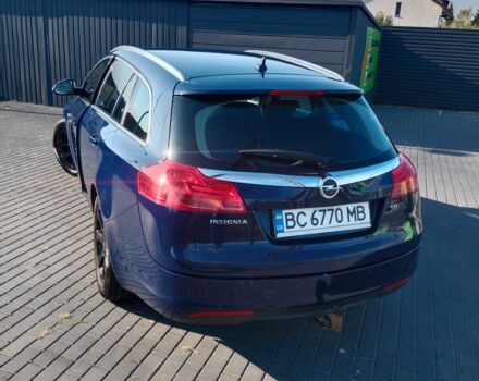 Синий Опель Инсигния, объемом двигателя 2 л и пробегом 355 тыс. км за 6900 $, фото 6 на Automoto.ua