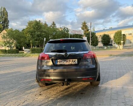 Синий Опель Инсигния, объемом двигателя 2 л и пробегом 340 тыс. км за 8000 $, фото 3 на Automoto.ua