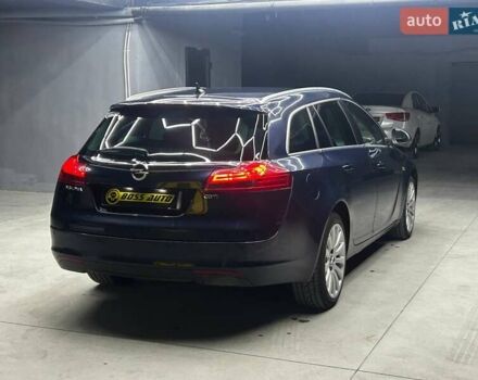 Синий Опель Инсигния, объемом двигателя 2 л и пробегом 211 тыс. км за 8800 $, фото 5 на Automoto.ua