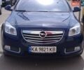 Синий Опель Инсигния, объемом двигателя 2 л и пробегом 290 тыс. км за 8000 $, фото 1 на Automoto.ua