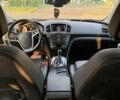 Синий Опель Инсигния, объемом двигателя 2 л и пробегом 340 тыс. км за 8000 $, фото 5 на Automoto.ua