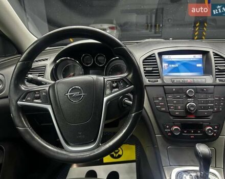 Синий Опель Инсигния, объемом двигателя 2 л и пробегом 211 тыс. км за 8800 $, фото 9 на Automoto.ua