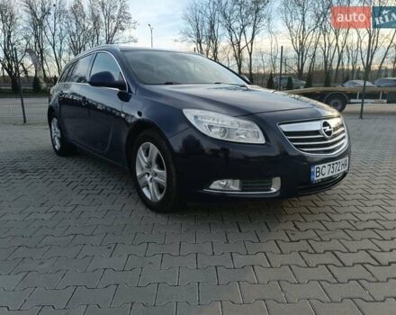 Синий Опель Инсигния, объемом двигателя 1.96 л и пробегом 259 тыс. км за 7850 $, фото 4 на Automoto.ua