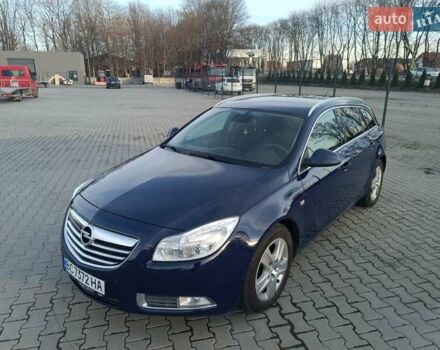 Синий Опель Инсигния, объемом двигателя 1.96 л и пробегом 259 тыс. км за 7850 $, фото 3 на Automoto.ua