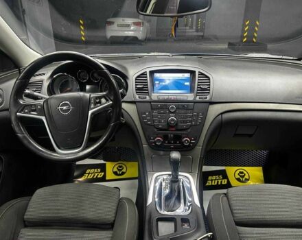 Синий Опель Инсигния, объемом двигателя 2 л и пробегом 211 тыс. км за 8800 $, фото 8 на Automoto.ua