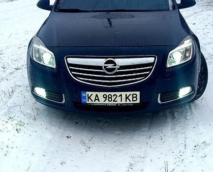 Синій Опель Інсігнія, об'ємом двигуна 2 л та пробігом 216 тис. км за 8000 $, фото 2 на Automoto.ua