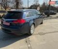 Синій Опель Інсігнія, об'ємом двигуна 2 л та пробігом 255 тис. км за 9400 $, фото 4 на Automoto.ua