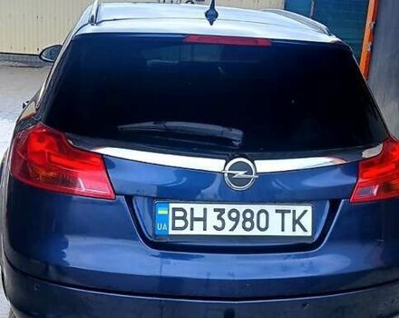 Синий Опель Инсигния, объемом двигателя 2 л и пробегом 315 тыс. км за 7800 $, фото 3 на Automoto.ua