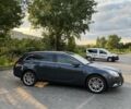 Синий Опель Инсигния, объемом двигателя 2 л и пробегом 340 тыс. км за 8000 $, фото 5 на Automoto.ua