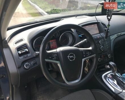 Синий Опель Инсигния, объемом двигателя 2 л и пробегом 236 тыс. км за 14500 $, фото 2 на Automoto.ua