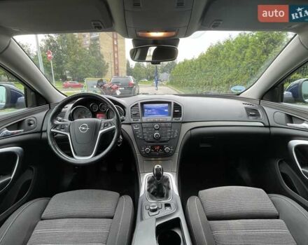 Опель Инсигния 2012 в Харькове на Automoto.ua Синий Опель Инсигния, объемом двигателя 2 л и пробегом 277 тыс. км за 4650 $, фото 10 на Automoto.ua