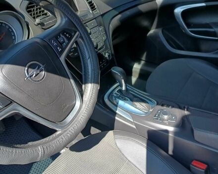 Синий Опель Инсигния, объемом двигателя 2 л и пробегом 201 тыс. км за 9200 $, фото 10 на Automoto.ua