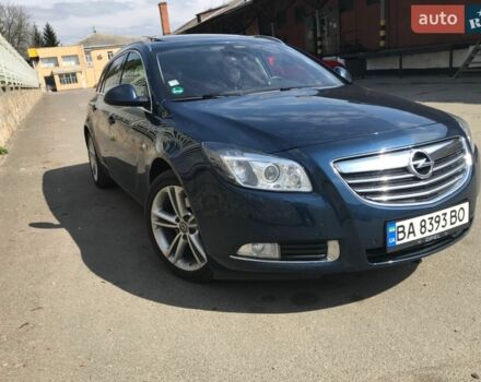 Синий Опель Инсигния, объемом двигателя 2 л и пробегом 236 тыс. км за 14500 $, фото 5 на Automoto.ua