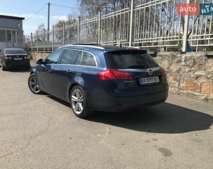 Синий Опель Инсигния, объемом двигателя 2 л и пробегом 236 тыс. км за 14500 $, фото 4 на Automoto.ua