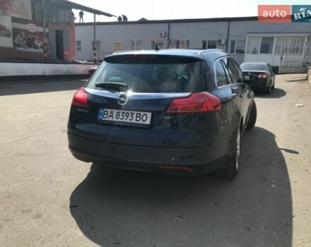 Синий Опель Инсигния, объемом двигателя 2 л и пробегом 236 тыс. км за 14500 $, фото 3 на Automoto.ua