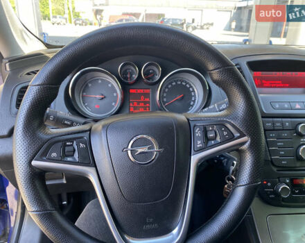 Синий Опель Инсигния, объемом двигателя 1.96 л и пробегом 259 тыс. км за 7350 $, фото 9 на Automoto.ua