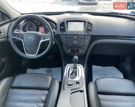 Синій Опель Інсігнія, об'ємом двигуна 1.96 л та пробігом 267 тис. км за 9000 $, фото 56 на Automoto.ua