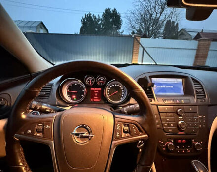 Синий Опель Инсигния, объемом двигателя 1.96 л и пробегом 251 тыс. км за 8200 $, фото 6 на Automoto.ua