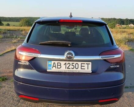 Синий Опель Инсигния, объемом двигателя 2 л и пробегом 216 тыс. км за 9500 $, фото 5 на Automoto.ua