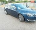 Синий Опель Инсигния, объемом двигателя 2 л и пробегом 200 тыс. км за 9500 $, фото 4 на Automoto.ua