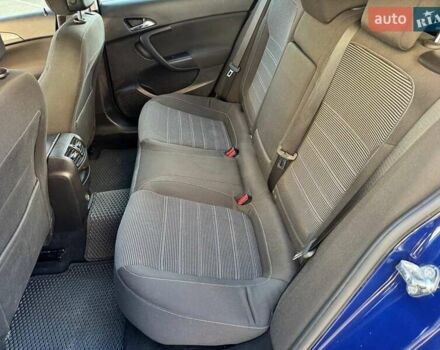 Синій Опель Інсігнія, об'ємом двигуна 2 л та пробігом 288 тис. км за 8990 $, фото 9 на Automoto.ua