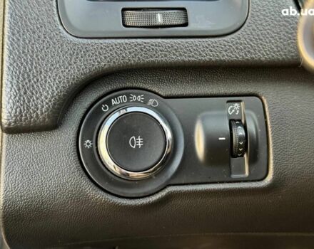 Синій Опель Інсігнія, об'ємом двигуна 2 л та пробігом 288 тис. км за 8990 $, фото 19 на Automoto.ua