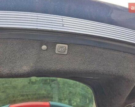 Синий Опель Инсигния, объемом двигателя 1.96 л и пробегом 226 тыс. км за 9300 $, фото 4 на Automoto.ua