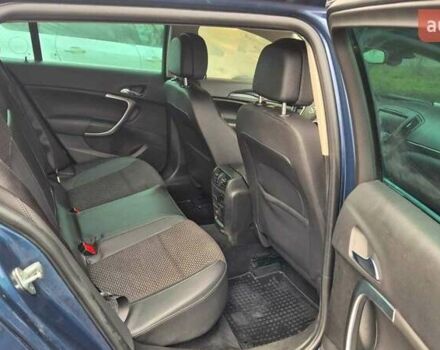 Синий Опель Инсигния, объемом двигателя 1.96 л и пробегом 226 тыс. км за 9300 $, фото 6 на Automoto.ua