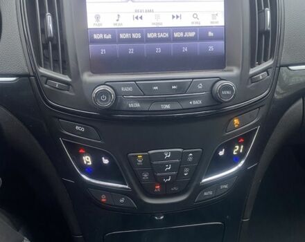 Синий Опель Инсигния, объемом двигателя 1.6 л и пробегом 210 тыс. км за 11500 $, фото 5 на Automoto.ua