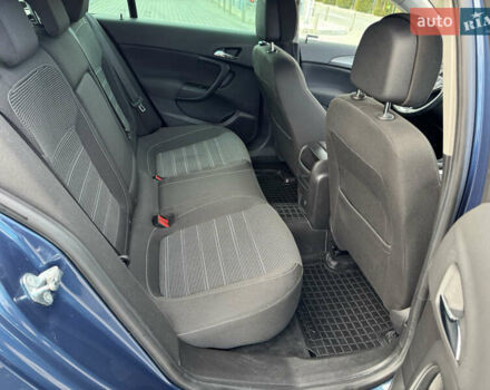 Синій Опель Інсігнія, об'ємом двигуна 1.6 л та пробігом 163 тис. км за 10700 $, фото 20 на Automoto.ua