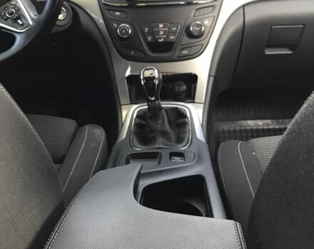 Синий Опель Инсигния, объемом двигателя 0 л и пробегом 245 тыс. км за 11500 $, фото 7 на Automoto.ua