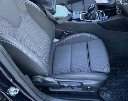 Синій Опель Інсігнія, об'ємом двигуна 1.96 л та пробігом 165 тис. км за 17650 $, фото 61 на Automoto.ua