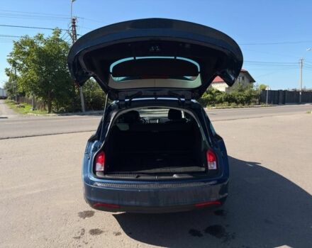 Синий Опель Инсигния, объемом двигателя 1.6 л и пробегом 197 тыс. км за 12000 $, фото 4 на Automoto.ua