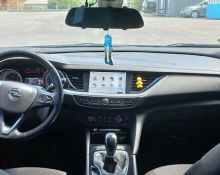 Синий Опель Инсигния, объемом двигателя 1.6 л и пробегом 190 тыс. км за 13500 $, фото 5 на Automoto.ua