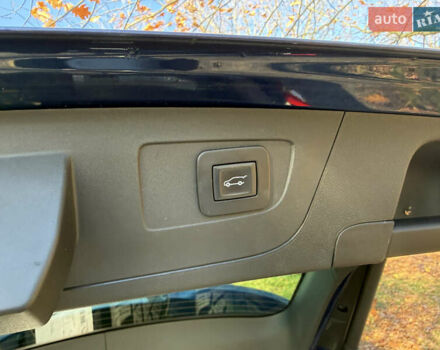 Синий Опель Инсигния, объемом двигателя 1.6 л и пробегом 156 тыс. км за 15500 $, фото 30 на Automoto.ua