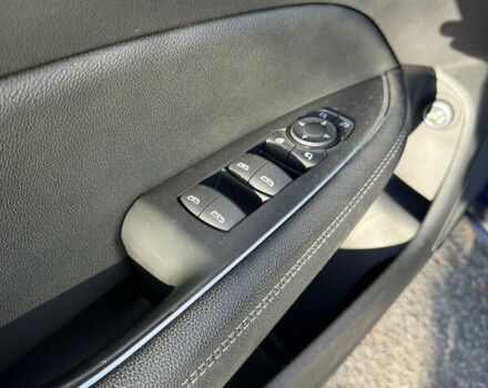 Синий Опель Инсигния, объемом двигателя 1.6 л и пробегом 156 тыс. км за 15500 $, фото 35 на Automoto.ua