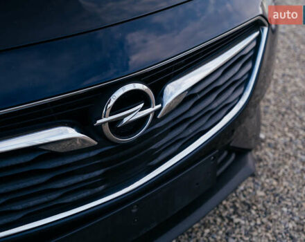 Синий Опель Инсигния, объемом двигателя 2 л и пробегом 242 тыс. км за 16500 $, фото 5 на Automoto.ua